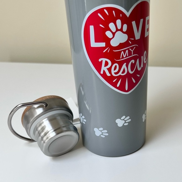 Love My Rescue insulated water bottle. Screw-on cap with wooden detail. - Picture 5 of 6